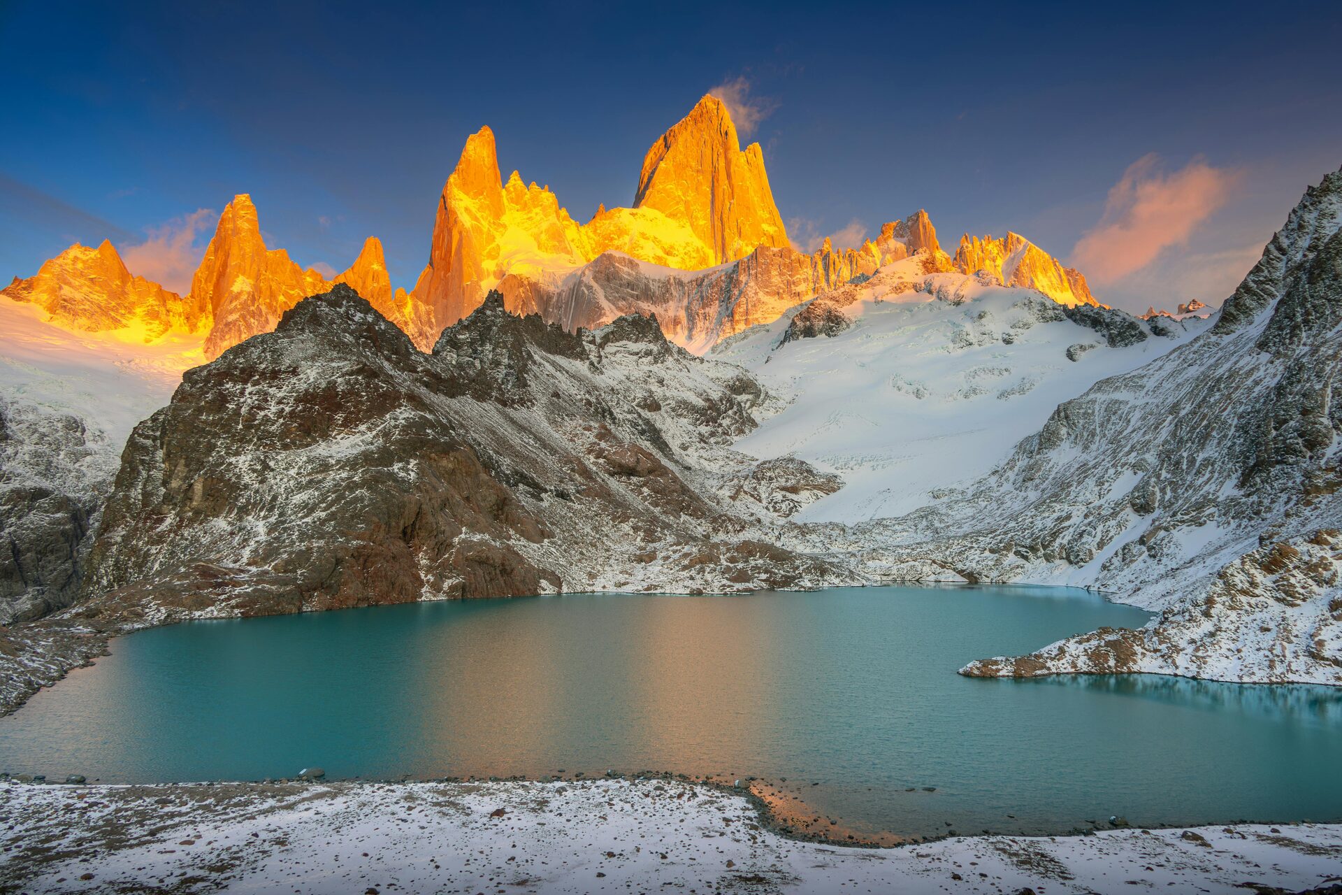 Patagônia — Torres del Paine ao amanhecer